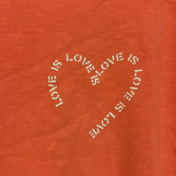 Aerie light weight t shirt - Picture 2 of 4